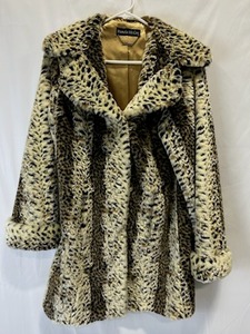 Vintage Pamela McCoy Faux Fur Coat (Womens Size XS) in Excellent Condition
