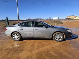 2007 Buick LaCrosse - very clean
