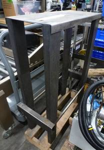 steel racktable 24x10x36