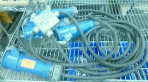 Industrial machine power plugs