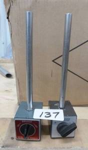 2 magnetic dial indicator stands