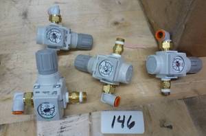 4 New SMC regulator valves
