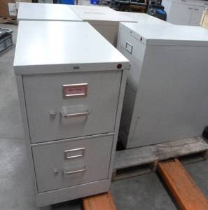 2 grey 2 drawer file cabinets