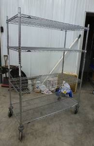wire shelving on wheels