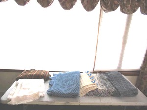 lot 12 image: Lot of Blankets & Table Cloths