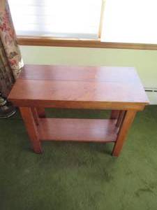 lot 16 image: Mission Style Side Table