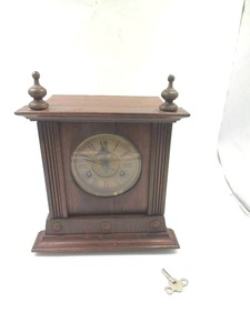 lot 27 image: Vintage Mantel Clock with key. Granny Core.