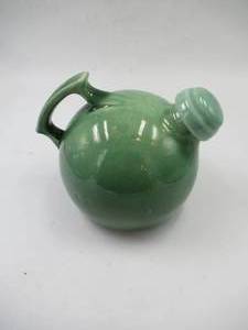 lot 39 image: Vintage Red Wing Pottery Ceramic Tea Pot. Cottage Core.