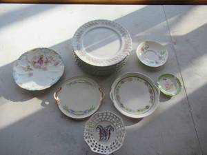 lot 51 image: Lot of Misc. Vintage Plates