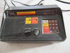 lot 87 image: Vintage Regency Emergency Police Fire Scanner. Programmable. Works