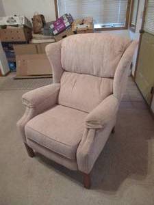 lot 99 image: Flexsteel Recliner.