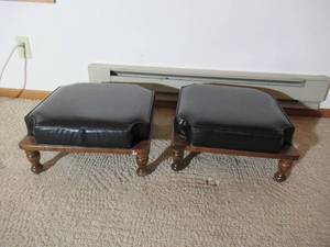 lot 103 image: Lot of 2 Vintage Footstools. Stacking.