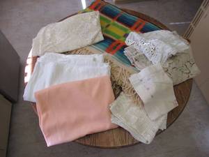 lot 130 image: Lot of Vintage Table Linens. Granny Core. Cottage Core. Farmhouse. 