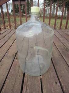 lot 139 image: Large Vintage Glass Jar. Cottage Core. Farmhouse. 