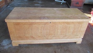 lot 166 image: Vintage Blonde Cedar Chest. 