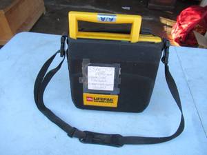 lot 167 image: Medtronic Automated Defibrator. Physio-Control Lifepac 500