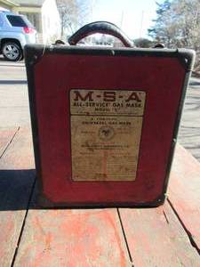 lot 182 image: Vintage Gas Mask Suitcase. EMPTY, no mask included.