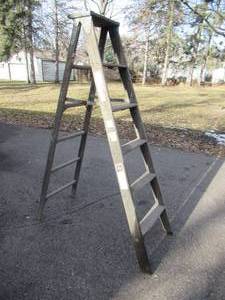 lot 197 image: Vintage 6 ft Ladder.