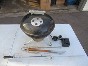 lot 209 image: Weber Grill w Rotiserie & Grilling Tools