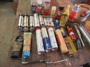 lot 272 image: Lot of Grease Guns & Grease Tubes