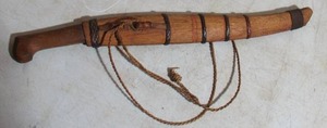 lot 281 image: Vintage Knife & Wood Sheath