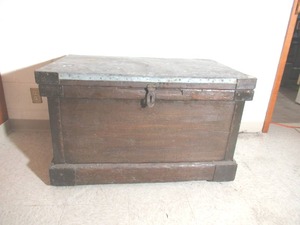 lot 334 image: Antique Carpenters Tool Trunk on casters. Cottage Core. Farmhouse. Primitive.