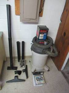 lot 339 image: Craftsman Shop Vac & Accessories