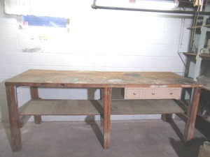 lot 347 image: Large Work Bench w 3 drawers. 