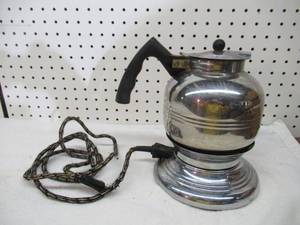 lot 361 image: Vintage General Electric Coffee Pot. Nicro Chicago. Retro. 