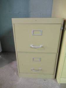 lot 367 image: 2 Drawer Metal File Cabinet. Does not contain any files.