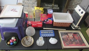 lot 393 image: Lot of Miscellaneous Items