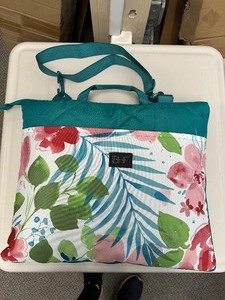 BHF Outdoor Packable Blanket Watercolor Floral Multi 60x72  New UPC 008889216925