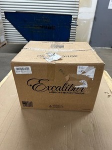 lot 11 image: Excalibur Electric Food dehydrators, 9 Tray 600W, Black (like new open box unused) 3900B