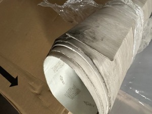 lot 37 image: Roll Of Linoleum - Thick - Wood Grain - est 6 wide