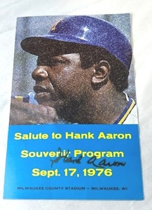September 17, 1976 Salute to Hank Aaron Souvenir 5.5 x 8.5 Program Autographed (No COA) in Nice Condition