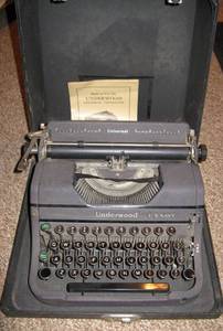 lot 145 image: WWII US Navy Underwood Typewriter in Case with manual