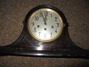 lot 215 image: Antique Seth Thomas Striking Shelf Clock with Weight & Key