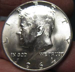 lot 276 image: 16 1964 Kennedy Silver Half Dollars, Mostly Uncirculated