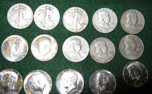 lot 281 image: 18 Silver Half Dollars