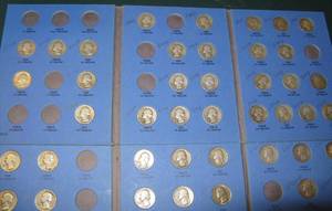 lot 323 image: Collection of Washington Quarters in Books, Mostly Silver