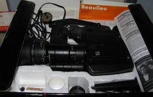 lot 376 image: Lot of Vintage Movie Camera, Cameras, Stereo Viewer in Boxes