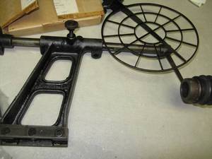 lot 258 image: WWII Sights, Anti-Aircraft Gun, 20mm & 40mm, NOS