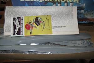 lot 62 image: Pair of Ships in Bottle and Revell Ship Model