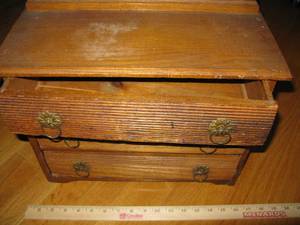 lot 103 image: Antique Miniature Dresser and Mirror - As Is