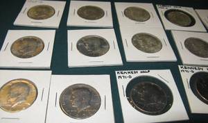 lot 303 image: 11 1969, 2 1971, 1 1972 Kennedy Half Dollar Coins
