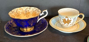 lot 53 image: Variety of Vintage Teacups and Saucers