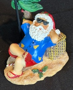 lot 89 image: Yankee Candle Company Beach Santa Candle Holder