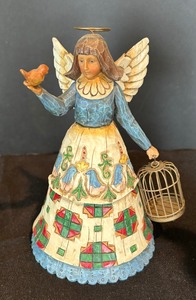 lot 90 image: Two Jim Shore Heartland Creek Angel Figurines