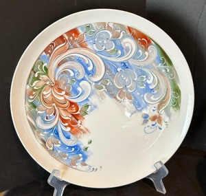 lot 146 image: Lovely Variety of Vintage China Dishes including an RS Prussia Plate