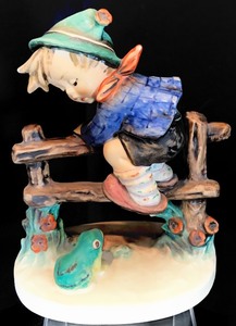 lot 111 image: Five Assorted Vintage Collection Hummel Figurines including Apple Tree Boy
